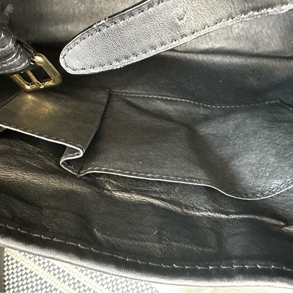 Loewe Alamo 36 Anagram Handbag Suede Black Gold Hardware - Picture 9 of 16